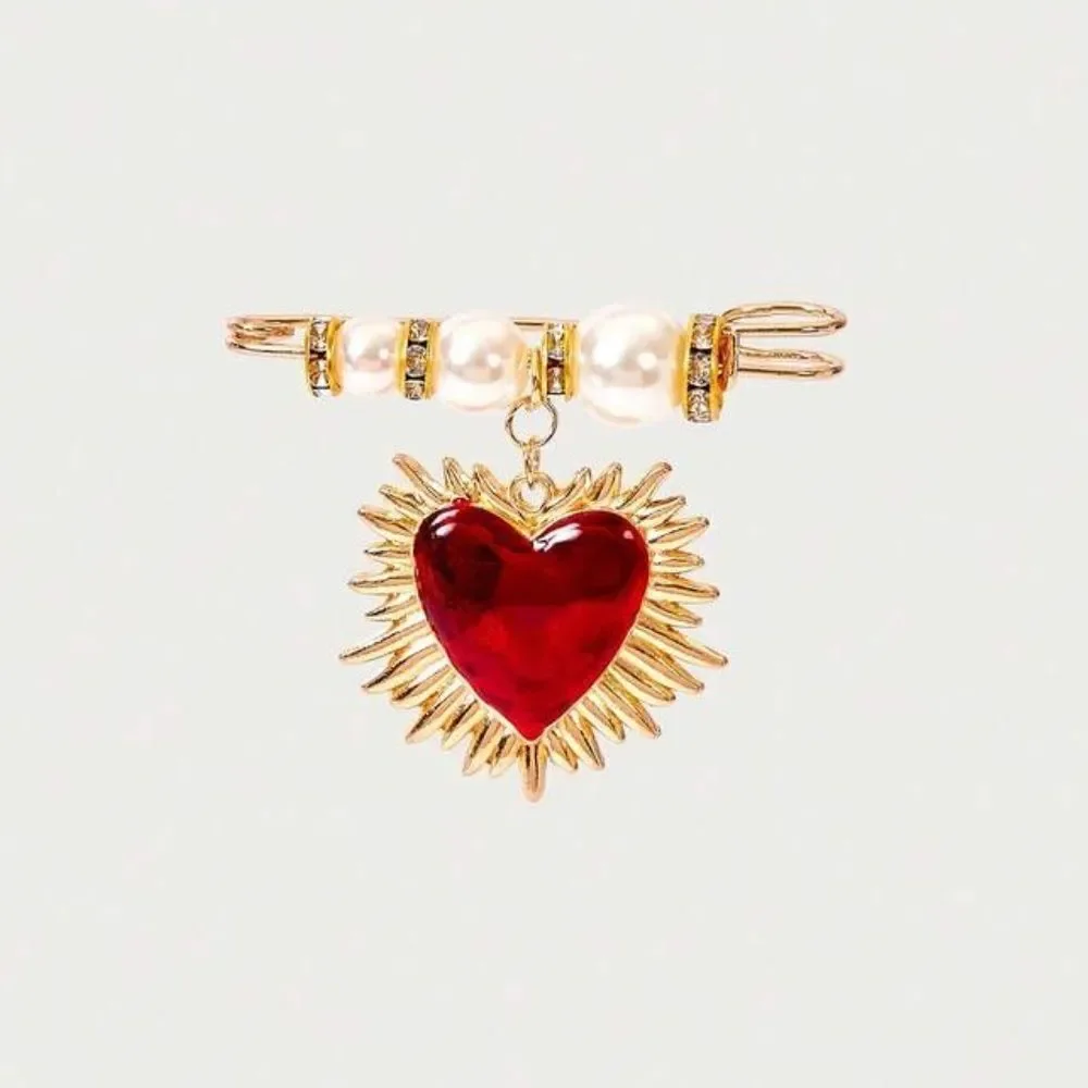 Red Heart Brooch M1456
